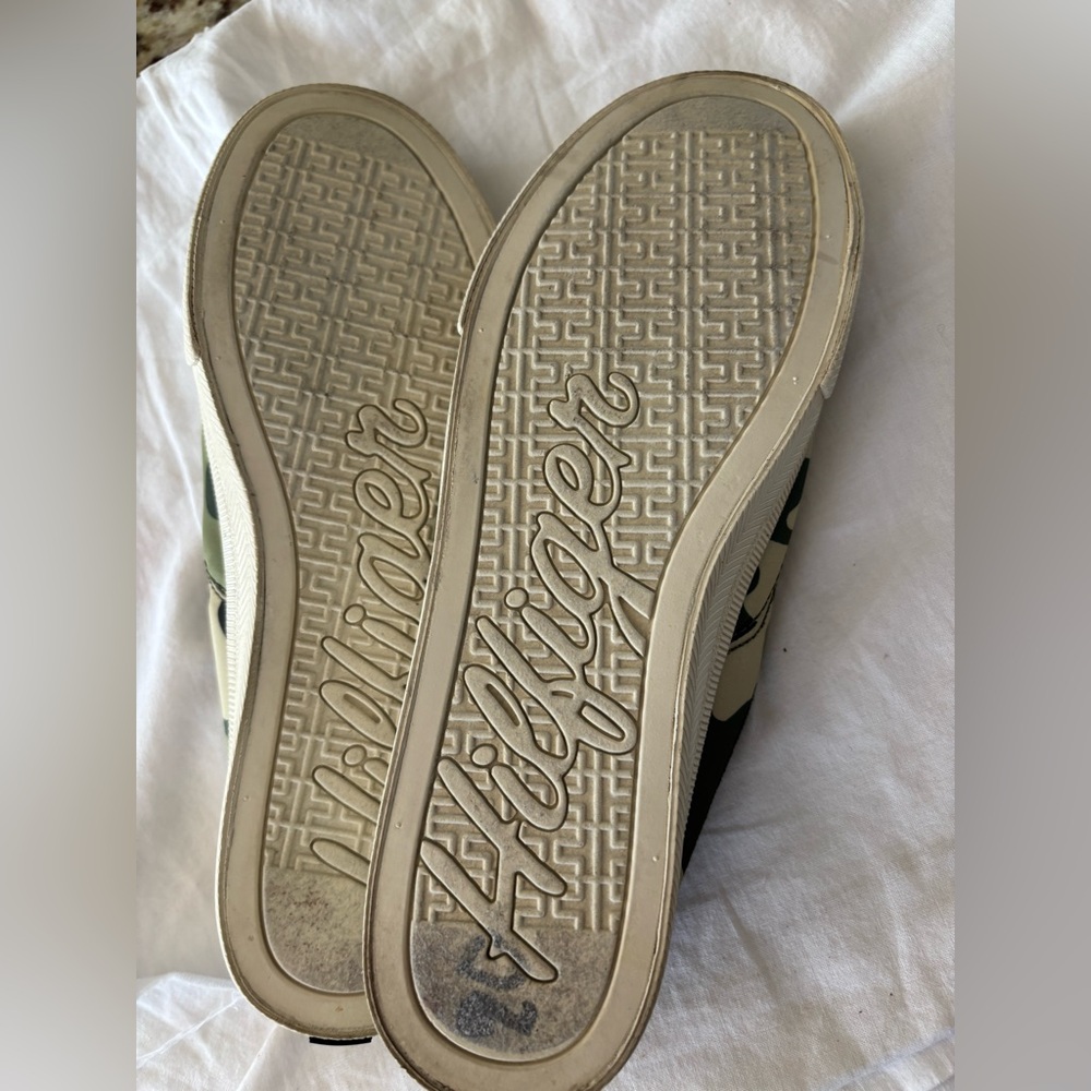 Tommy Hilfiger camo slide on‎ shoes. Nylon canvas write orange embroidered logo. - Picture 4 of 8